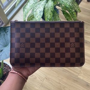 Louis Vuitton Damier Ebene Neverfull Pouch MM